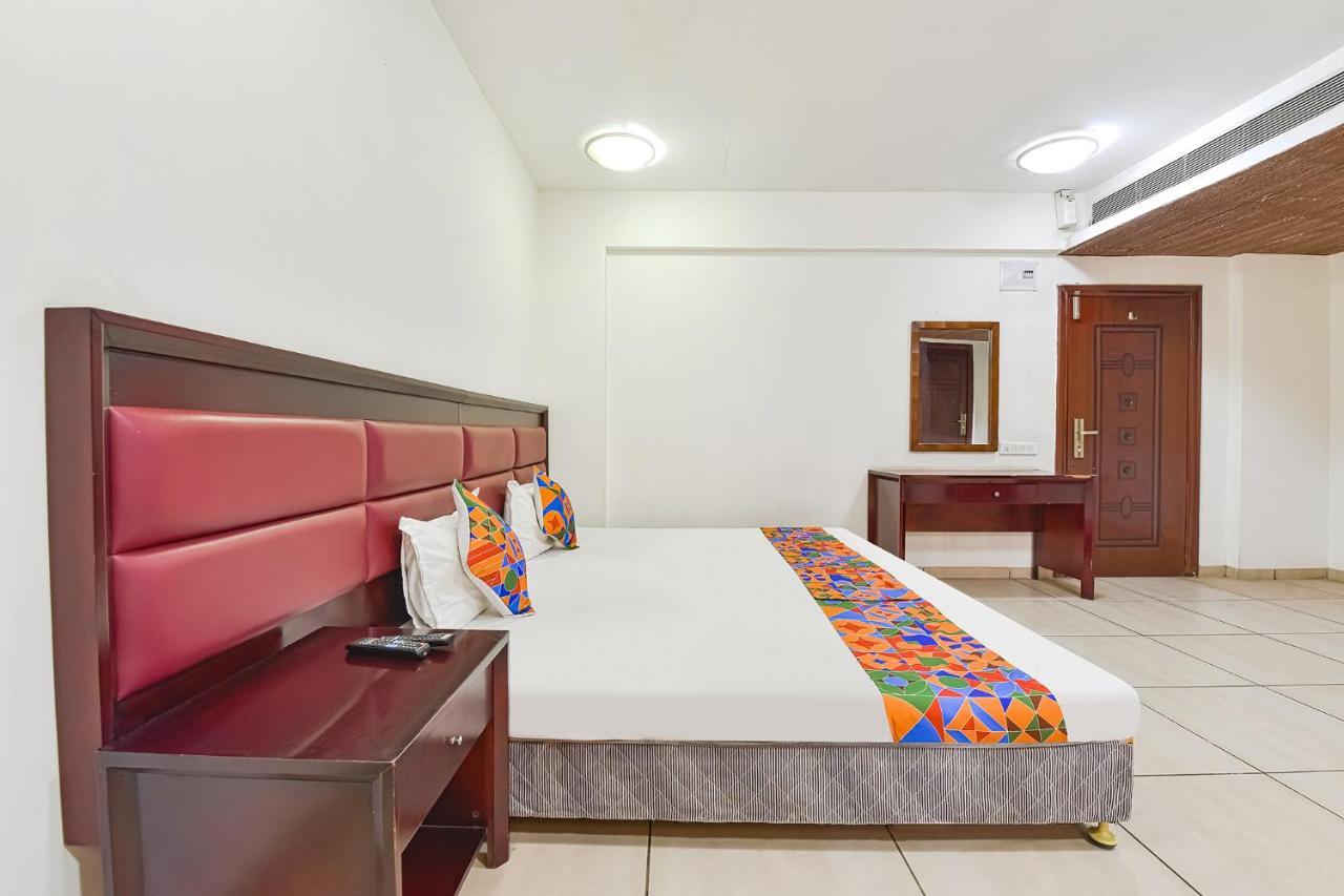 Fabhotel Gl Residency - Satellite 아흐메다바드 외부 사진